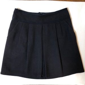 Nanette Lepore Navy Blue Pleated Skirt Sz 4